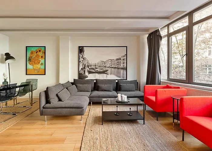 Chic, Cozy Apartment With Garden In Besiktas