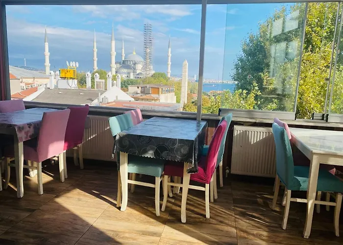 Redamancy Hotel