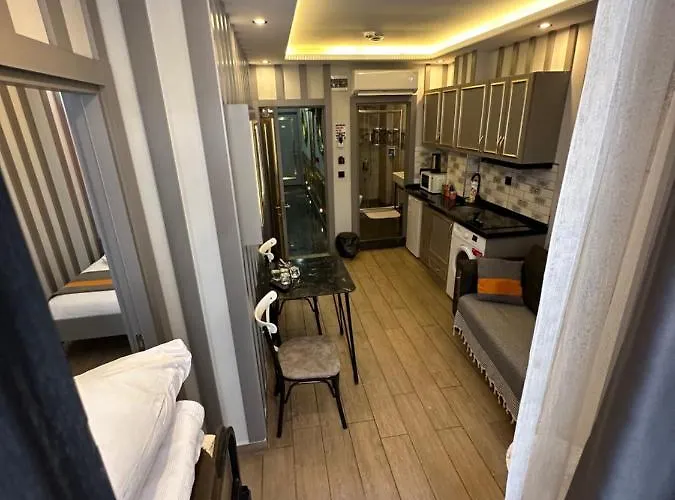 Taksim Larissa Residence
