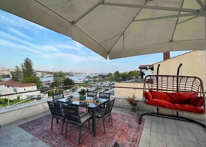 Waterfront Tiny House Bosphorus Istanbul With Exceptional Terrace
