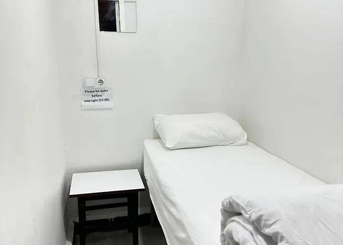 Hamam Hostel 1469