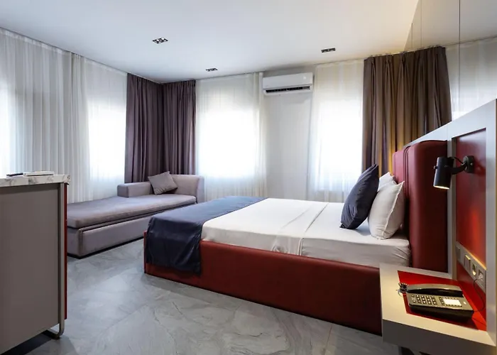 Pera City Suites