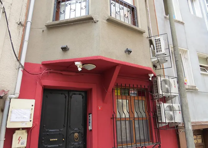 Istanberry - Luna Economy Apartments