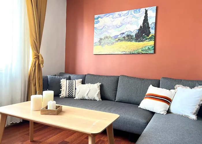 Spacious Flat, 4Br, 4Acs, Taksim, Uelk 1