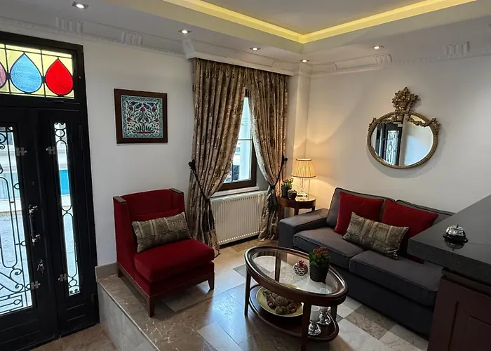 Four Doors Hotel