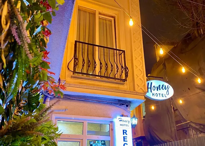 Honey Hotel