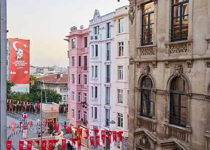 Stunning 2Br 1 Min Metro&Galata