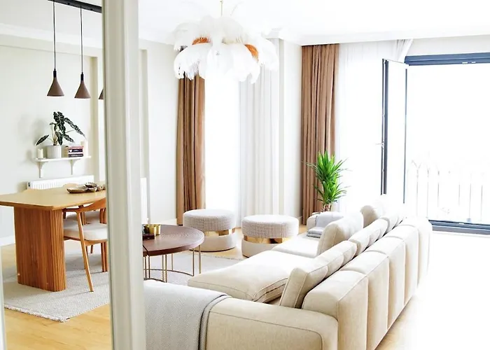 New! Modern 3Bedroom Apartment In Central Cihangir