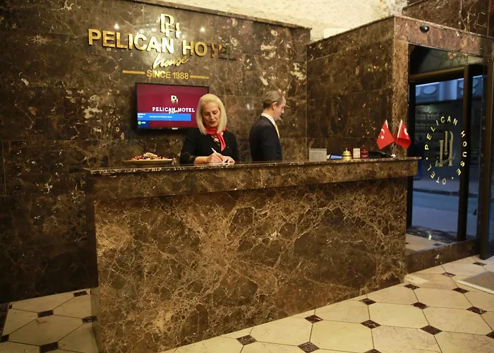 Pelican House Hotel