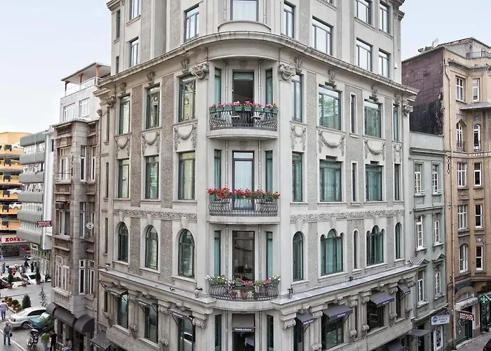 Karakoy Rooms