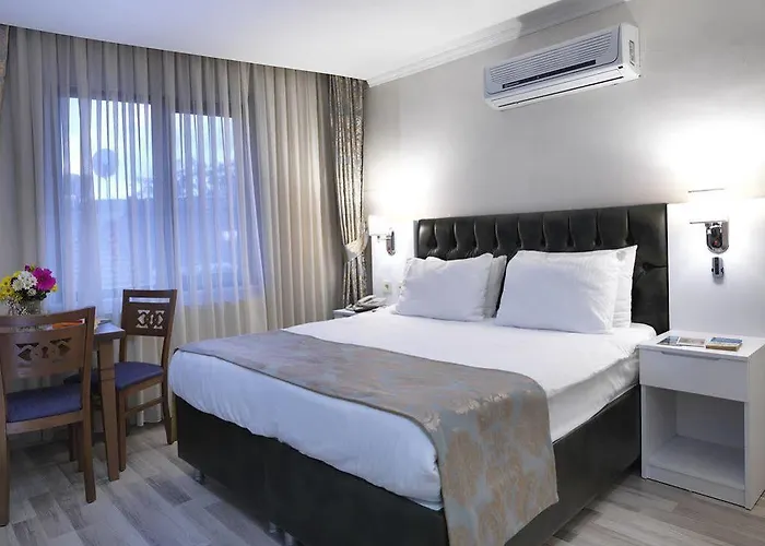 Monarch Hotel Istanbul