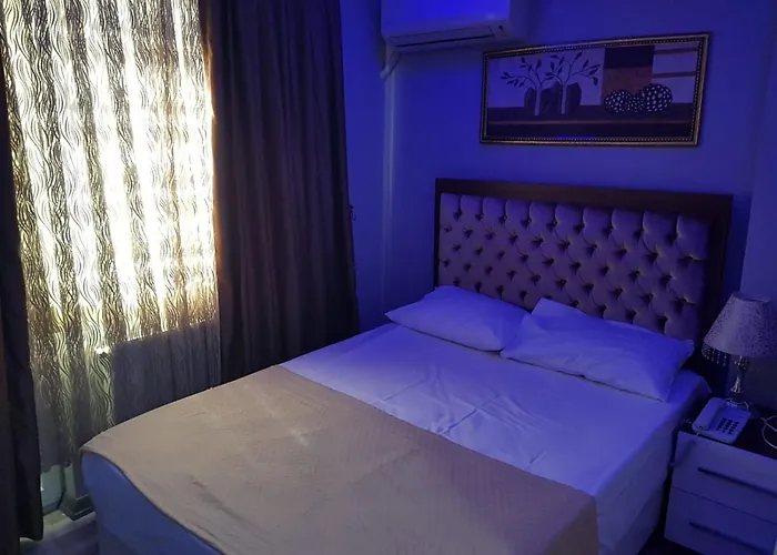 Eyfel Hotel