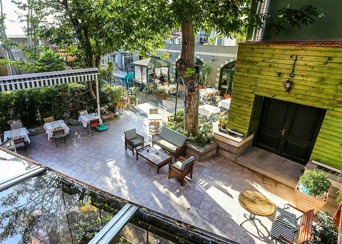 Garden House Suites