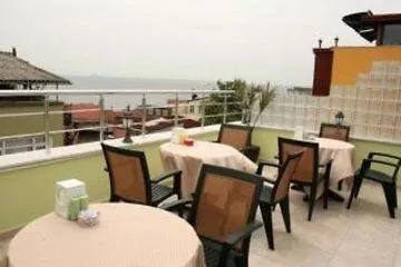 Anatolla Suites