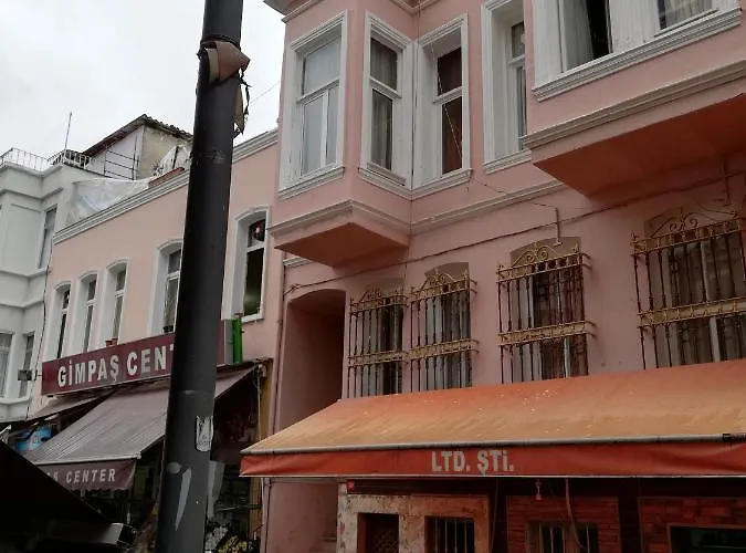Ada House