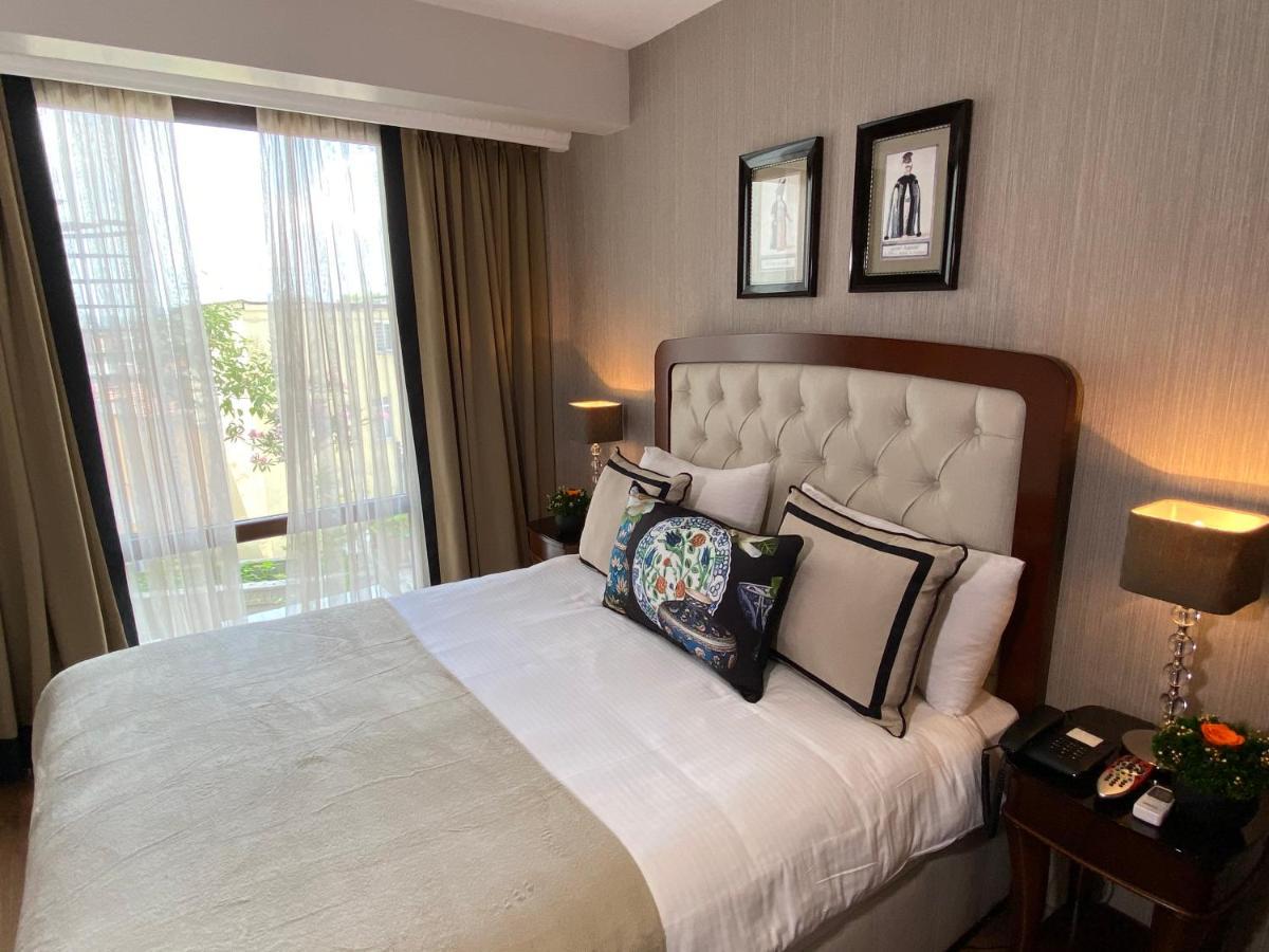 Hotel Four Doors 3*