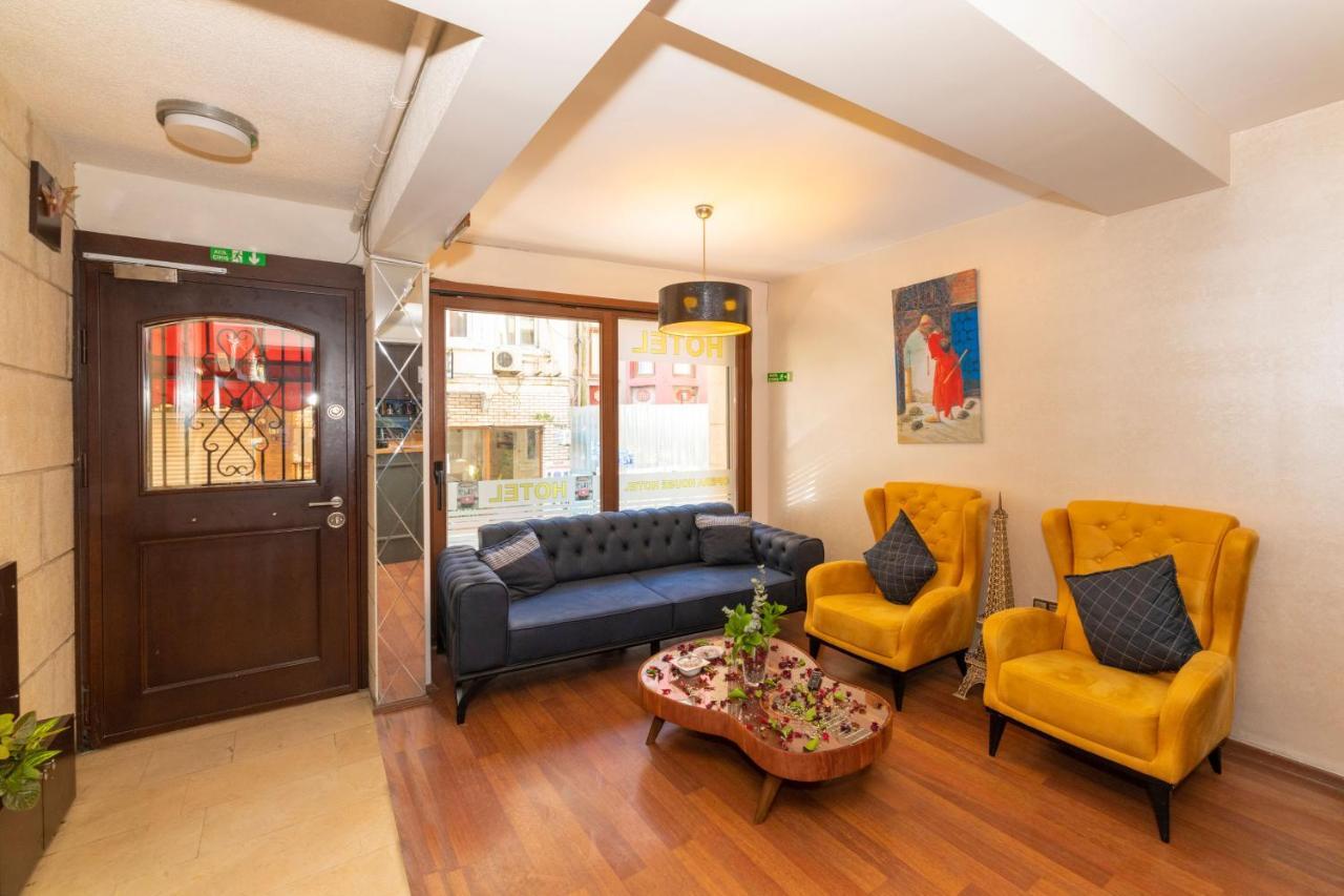 Hotel Opera House 2*