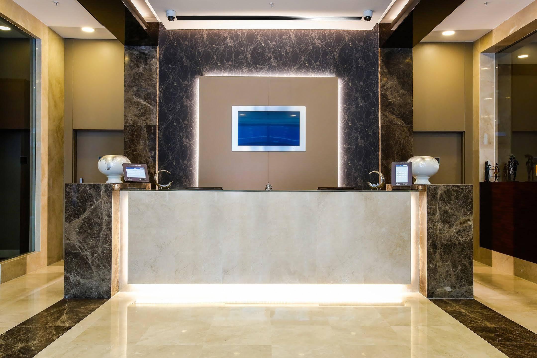 Park Dedeman Bostanci Hotel 4*