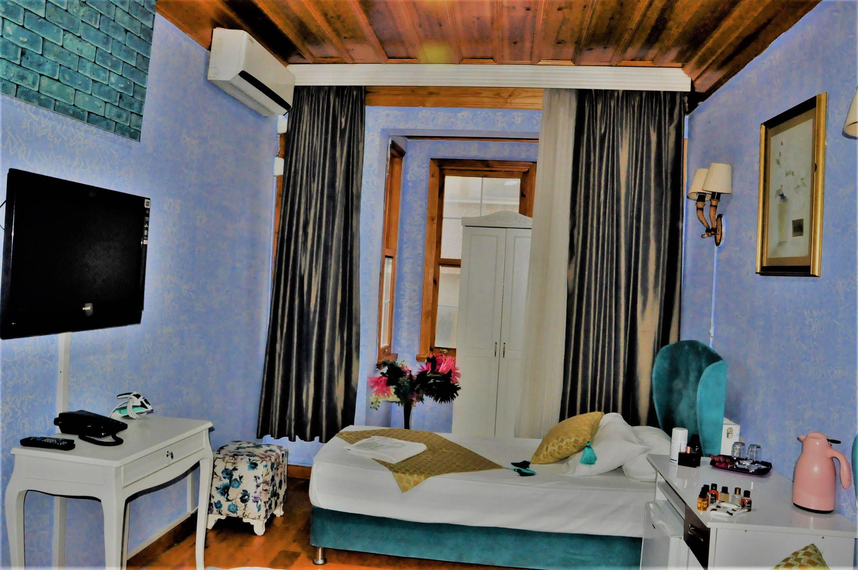 Otel The Trip Old
