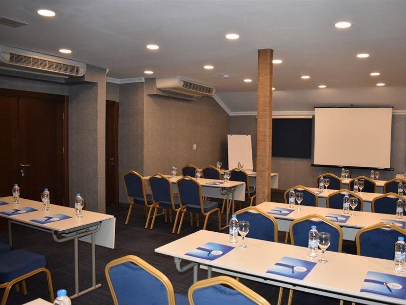 Rhiss Maltepe 4*