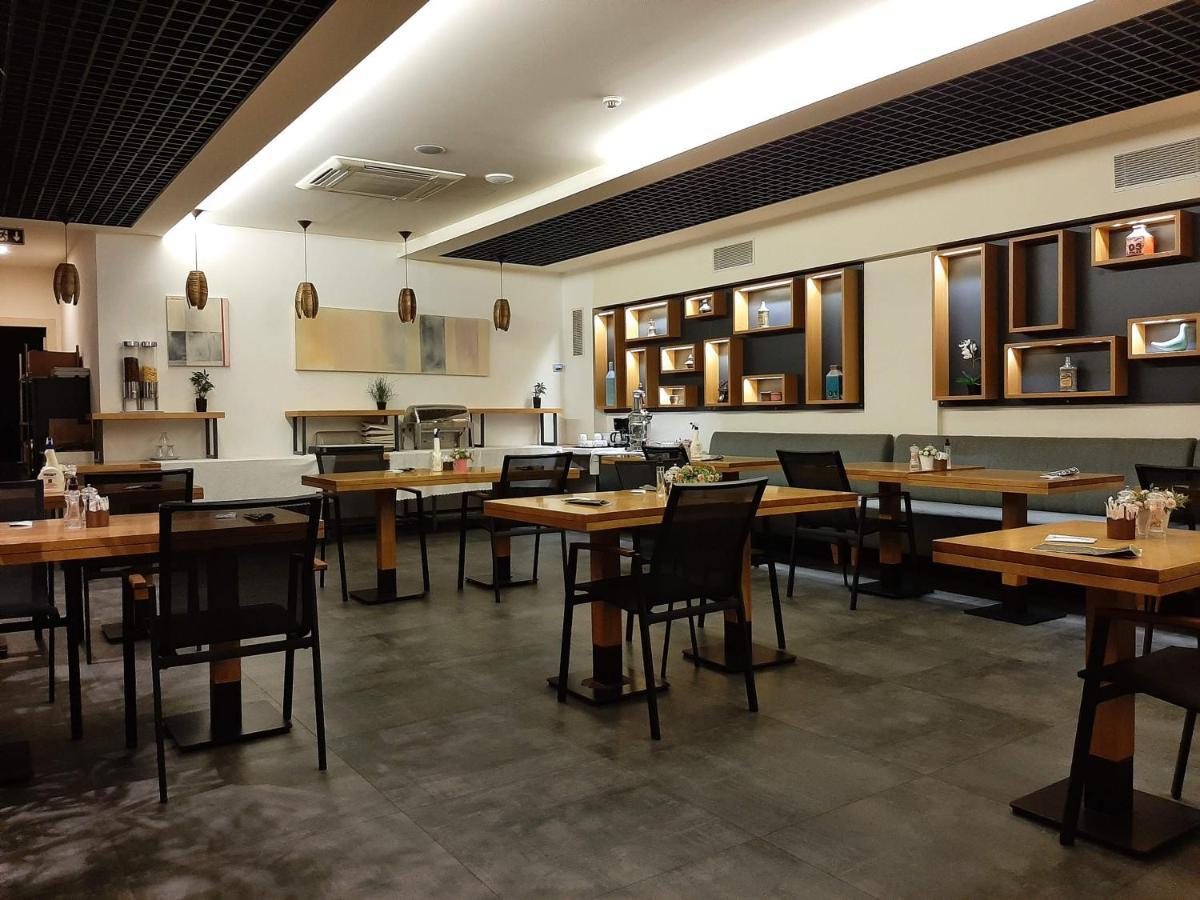 Hotel Sapko Airport