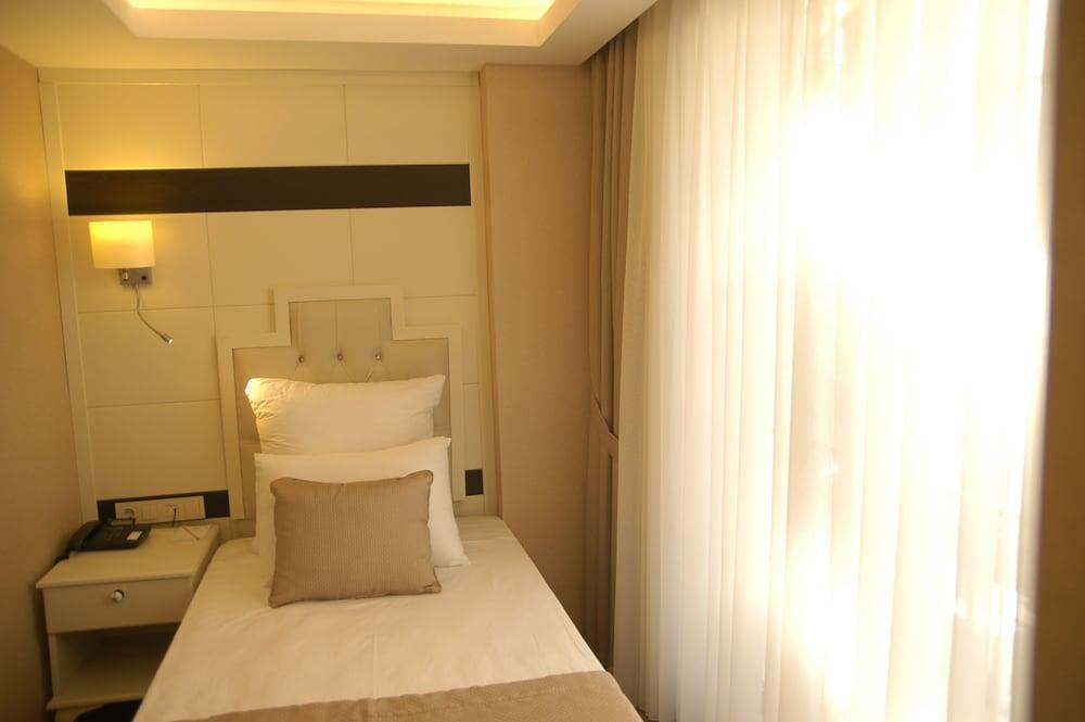 Comfort Elite Old 3* Istanbul