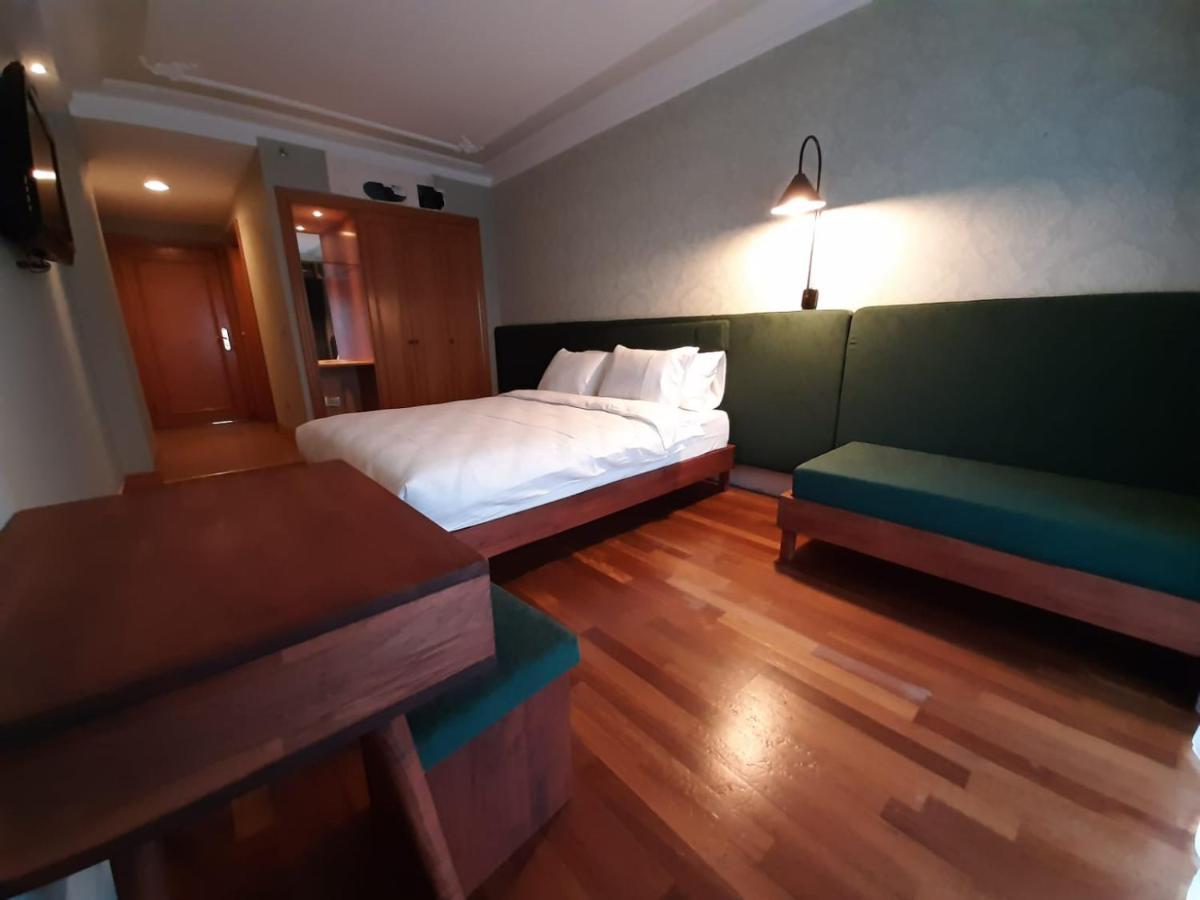 Hotel My Roomi 4*