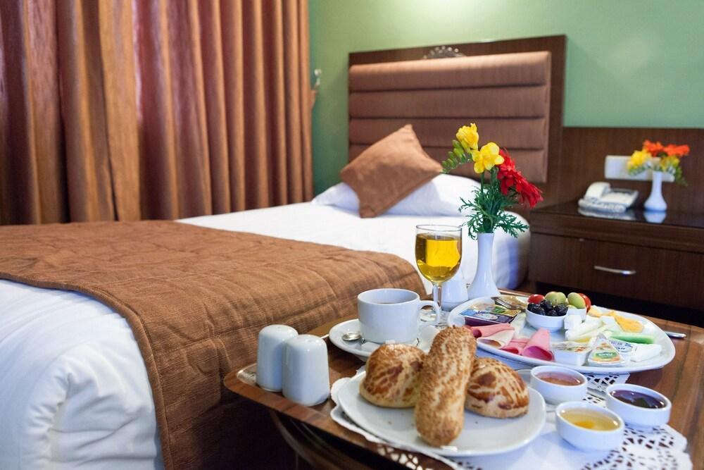 Otel Söğüt 4*