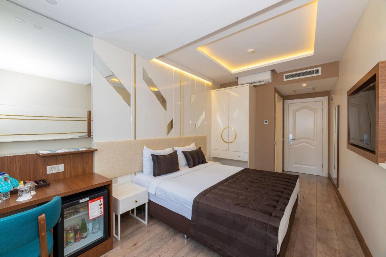 Hotel The Byzantium & 4*