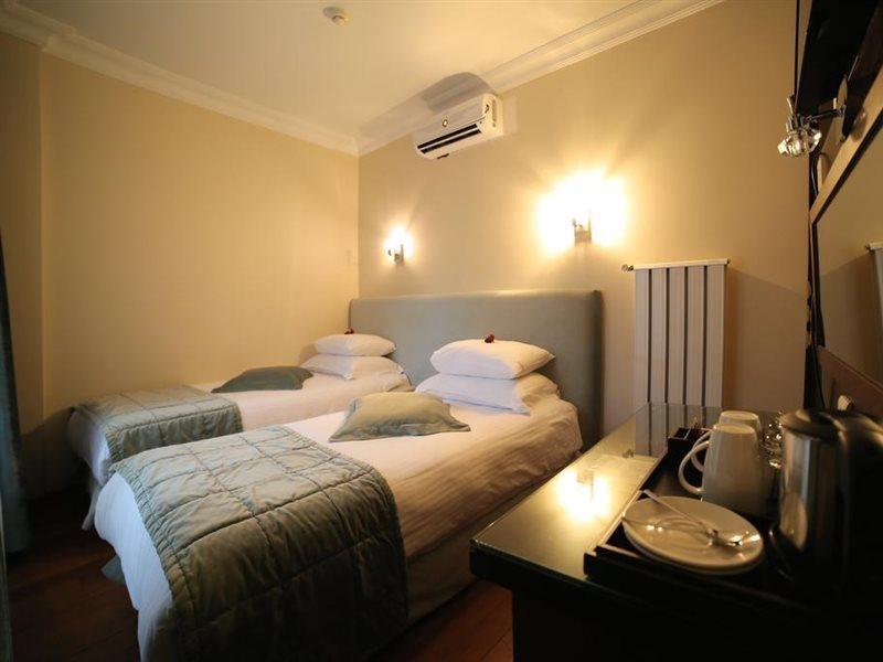 Tria Elegance Hotel Istanbul