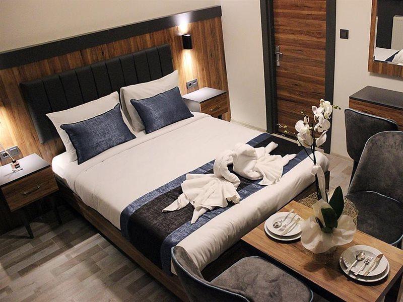 Serene Hotel