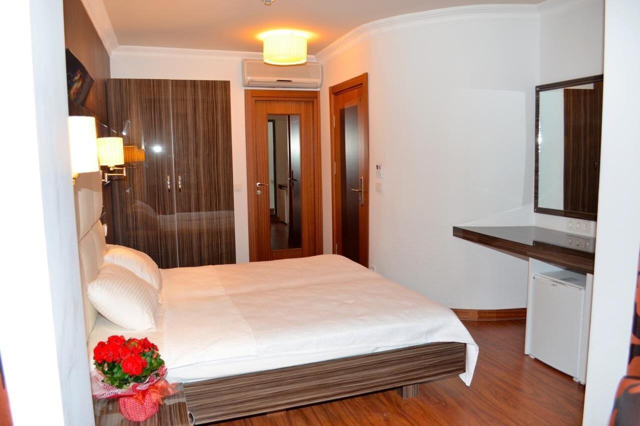 Hotel La Piano 2*