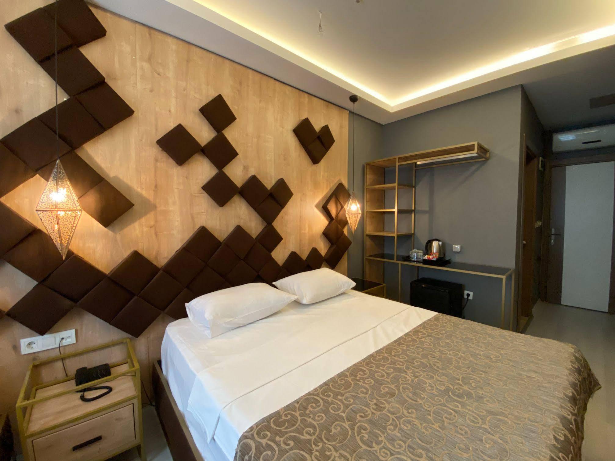Fly And Airport Hotel 3*