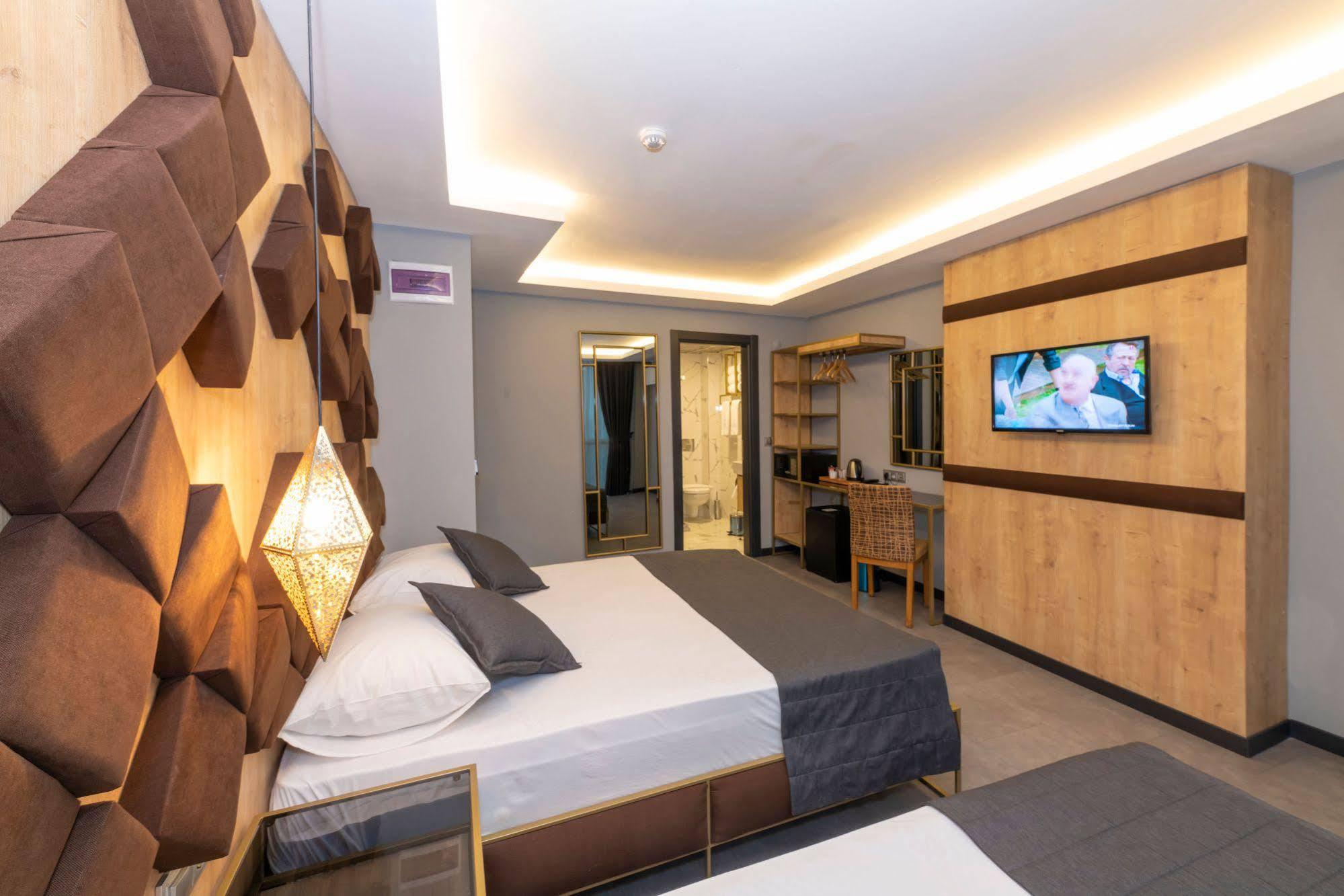Hotel Fly And Airport