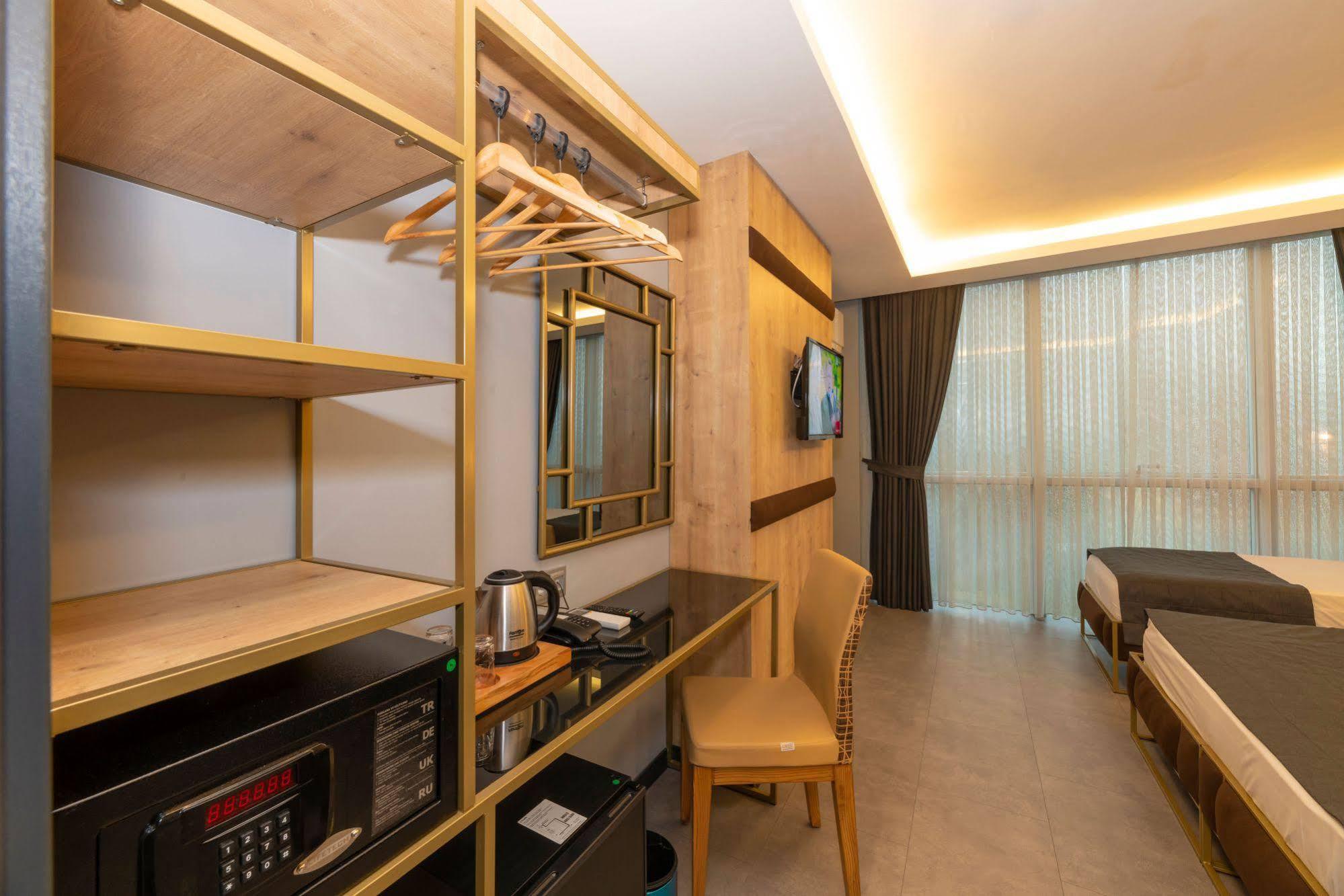 Hotel Fly And Airport Istanbul