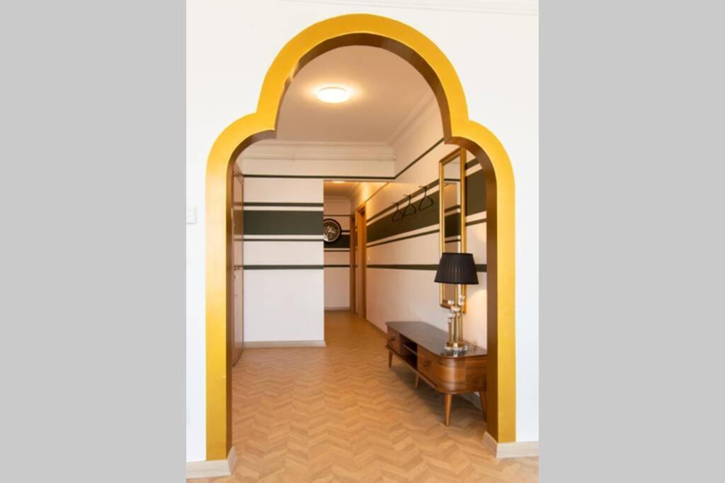 Charming Bosphorus View Apartment