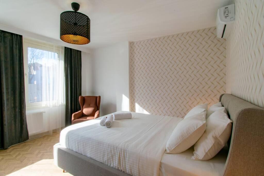 Charming Bosphorus View Apartment