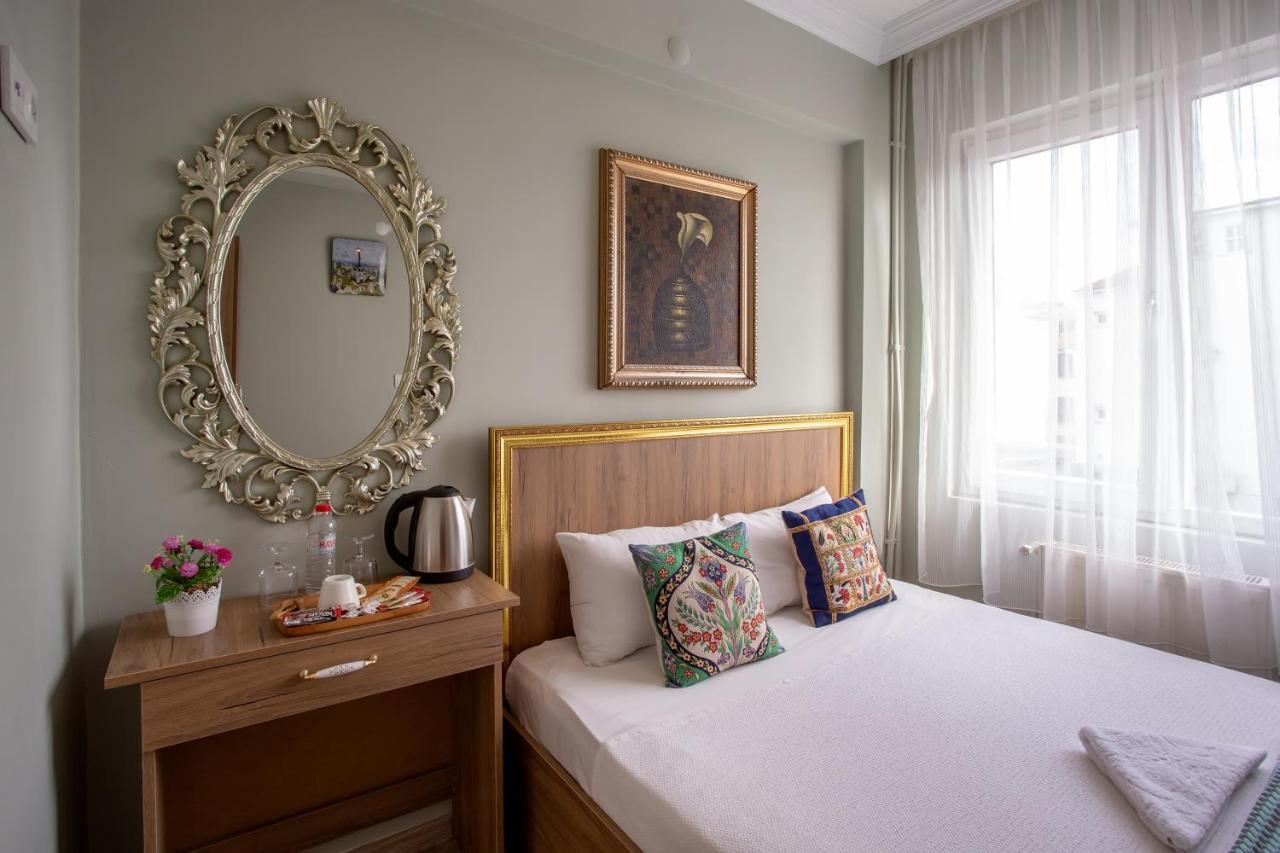 Sofia Corner 3*
