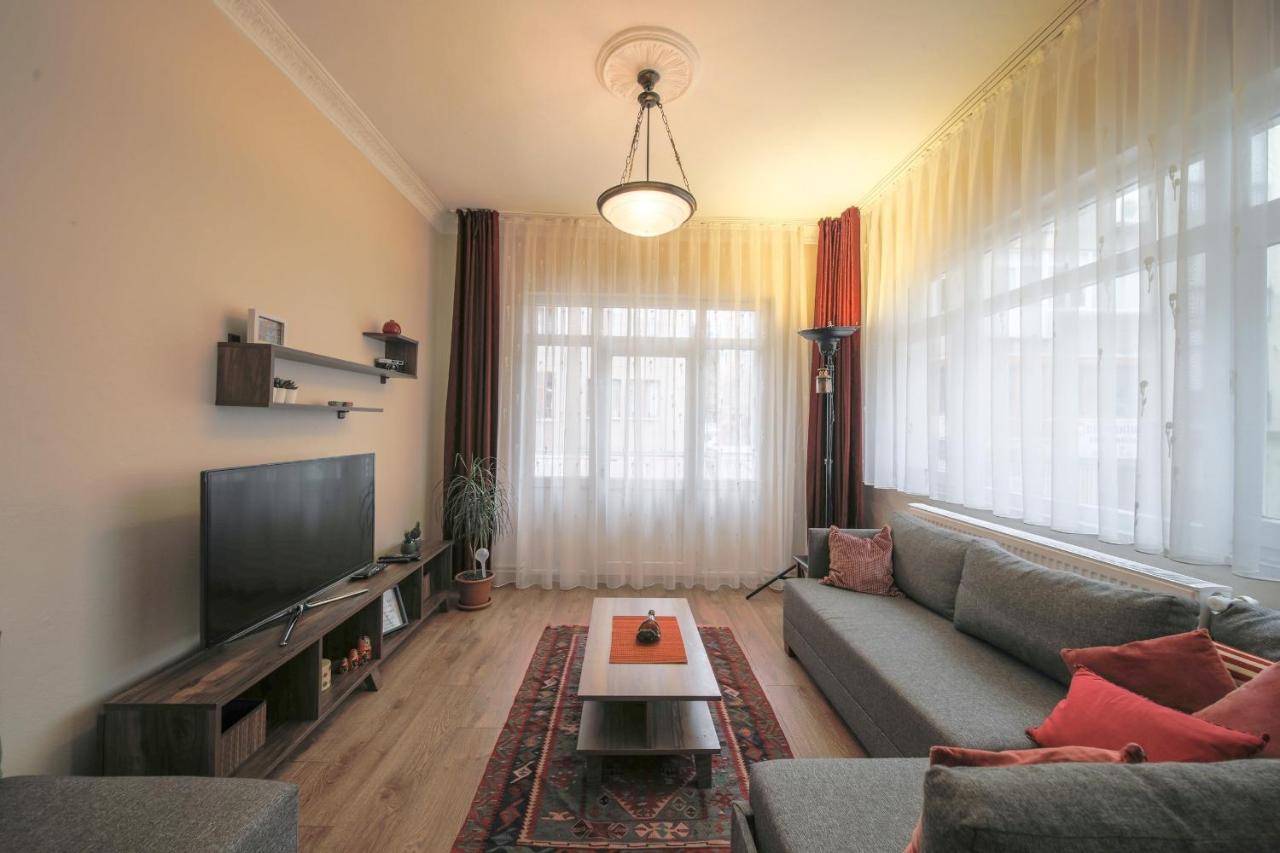 Stylish & Comfy In The Center Apartment *