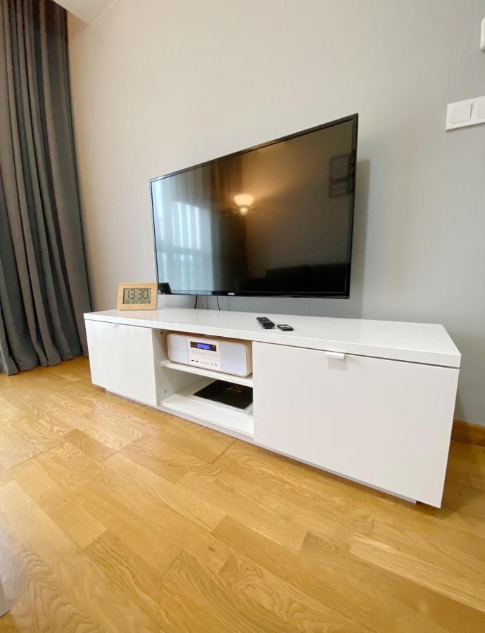 Koza Apartment, Next To Akbati Shopping Mall And Tennis Court Soul Entertainment Apartment