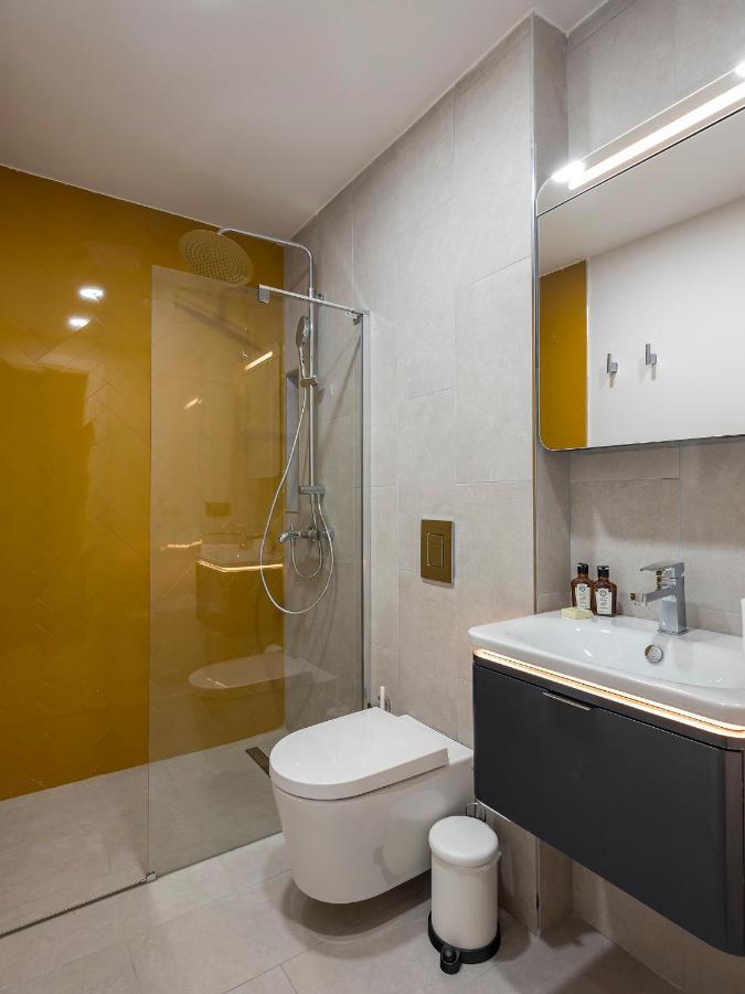 Apartment Cozy Modern Duplex 2bd15bath #65 Istanbul