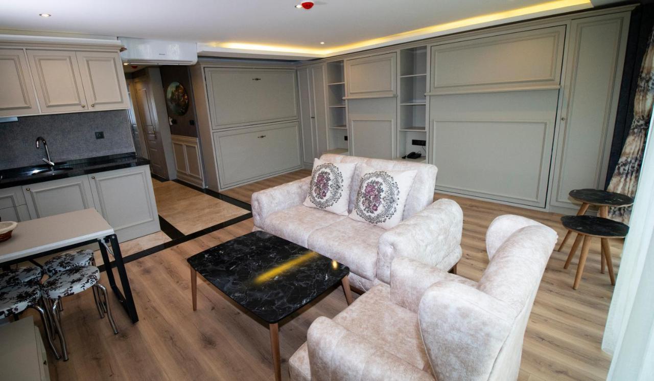 Bueyuek Hamit Istambul