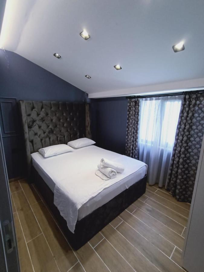 Hola Suites Aparthotel *