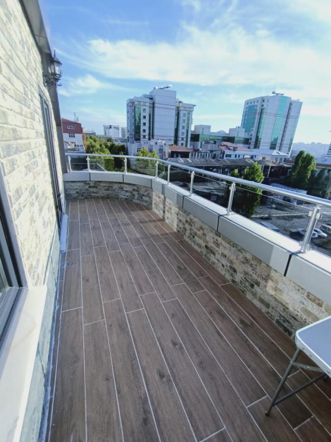 Hola Suites Aparthotel