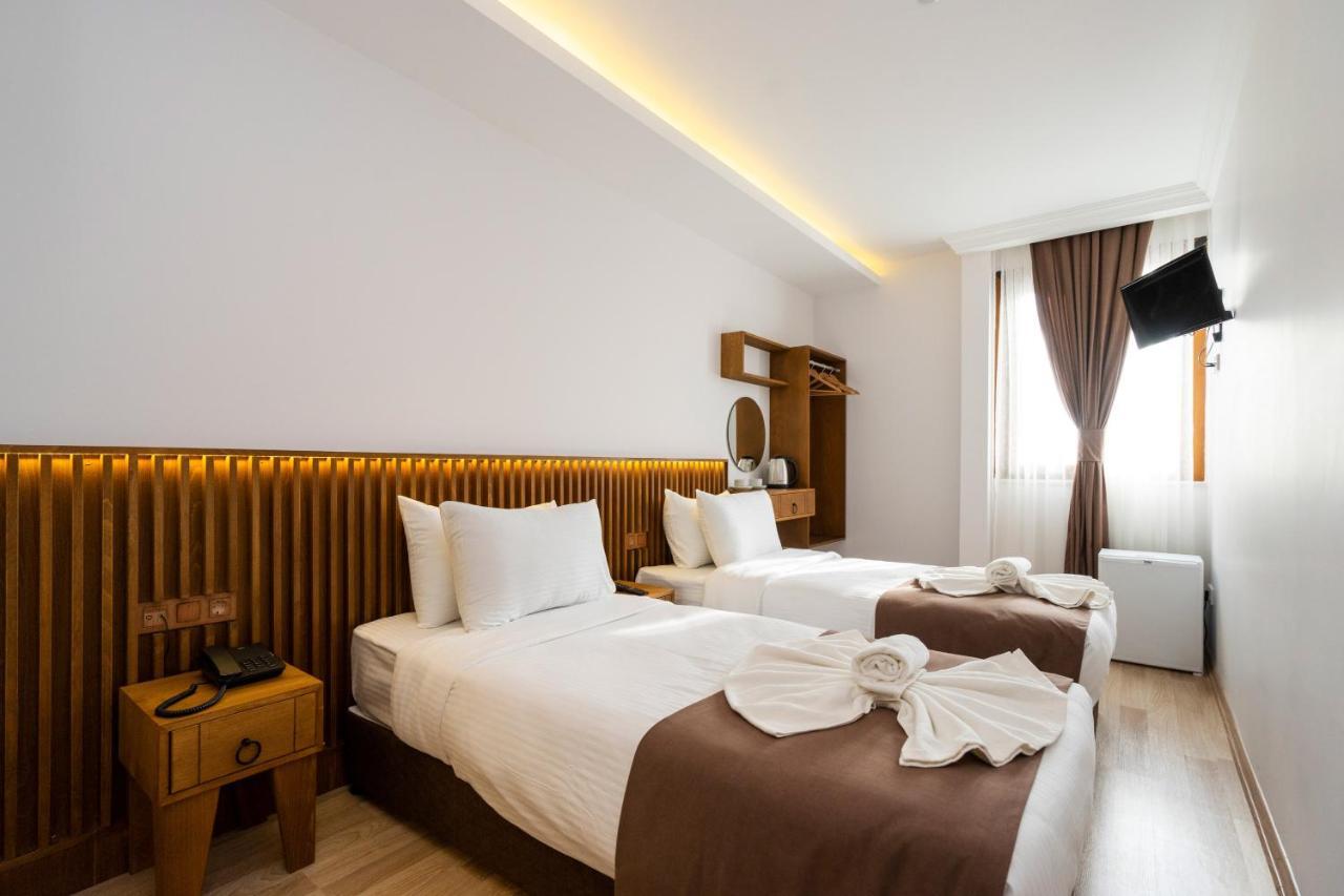 Hotel Castillo Rojo 3*