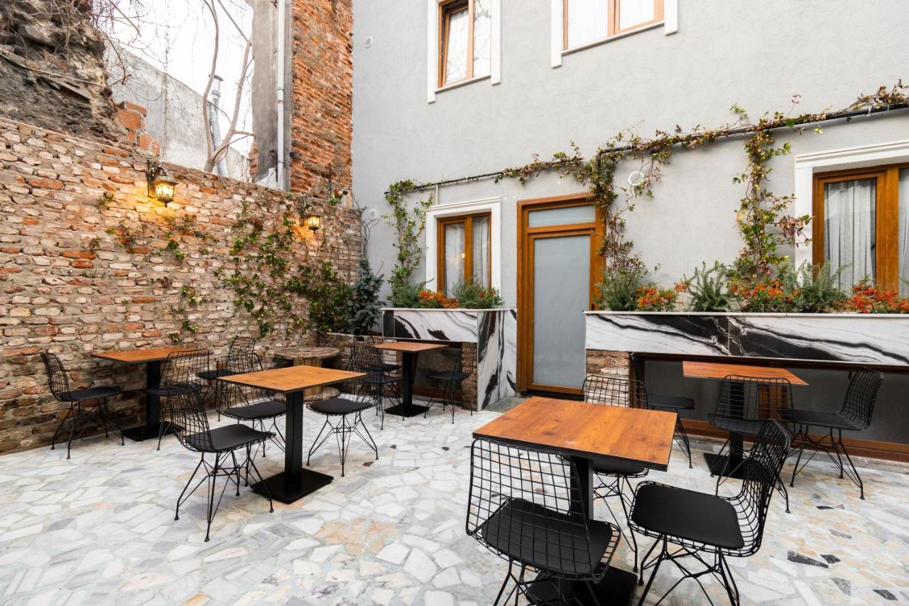 Hotel Castillo Rojo Istanbul