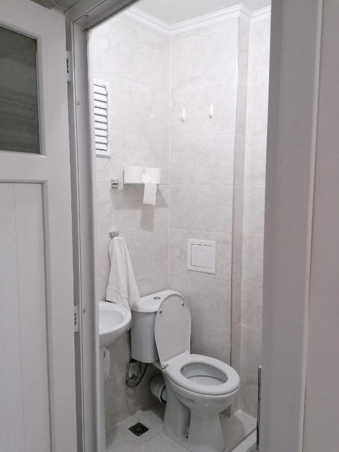 Apartment Waterfall *