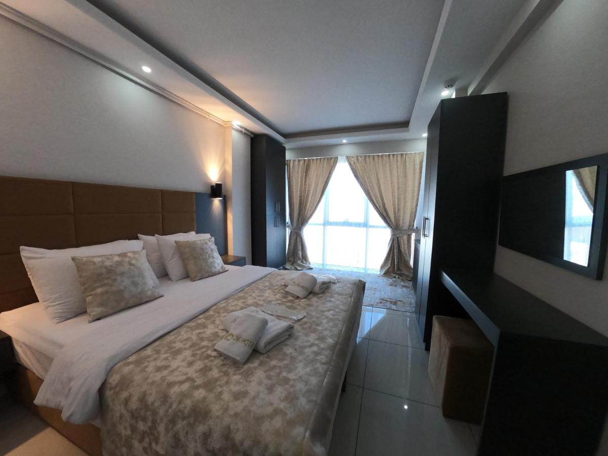 Cnr Airport Apartment *