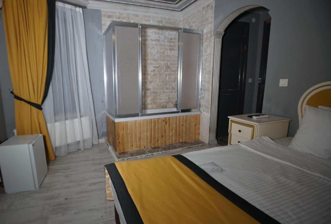 Taksim Maya