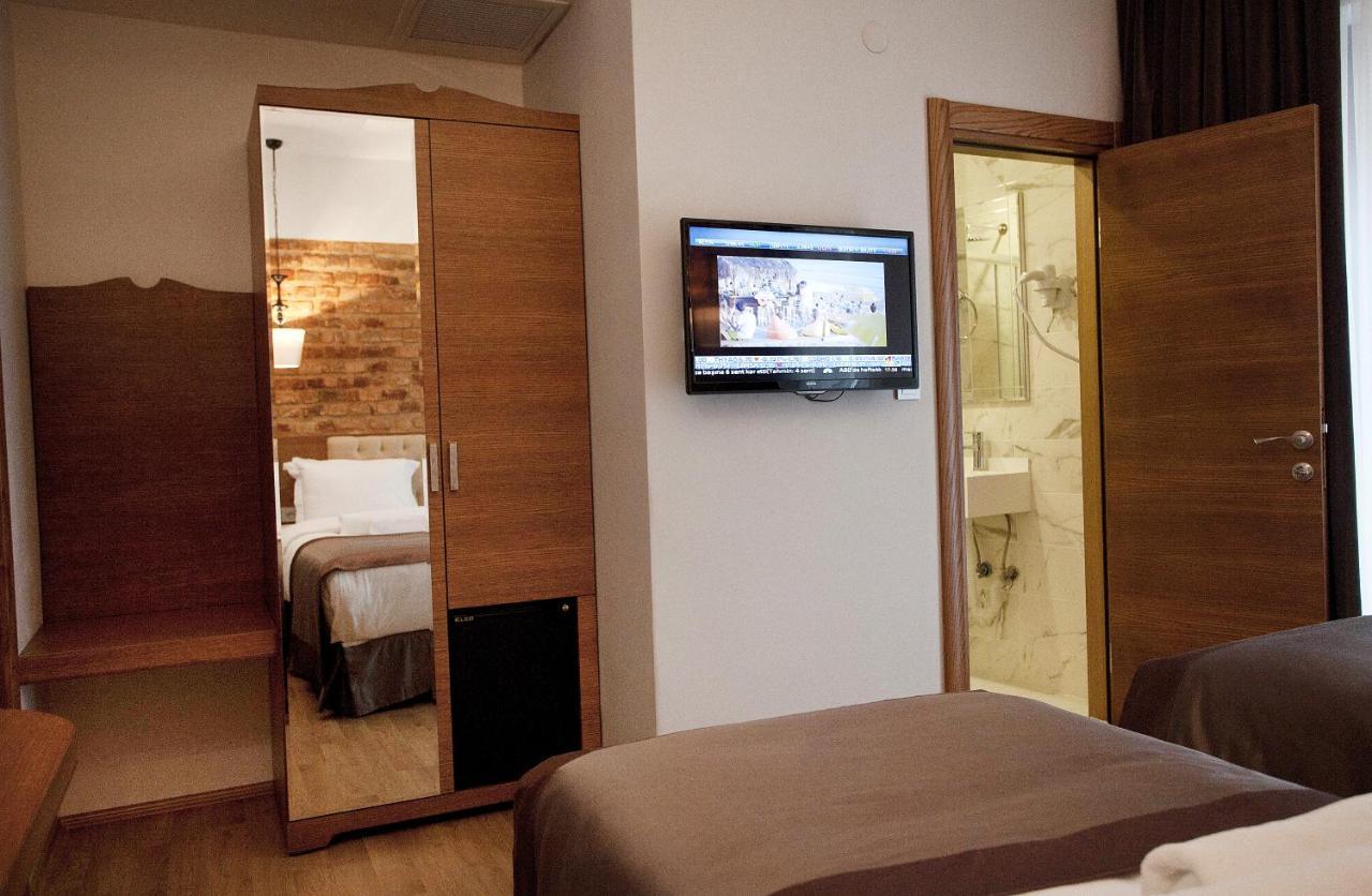 Aparthotel Pera Line